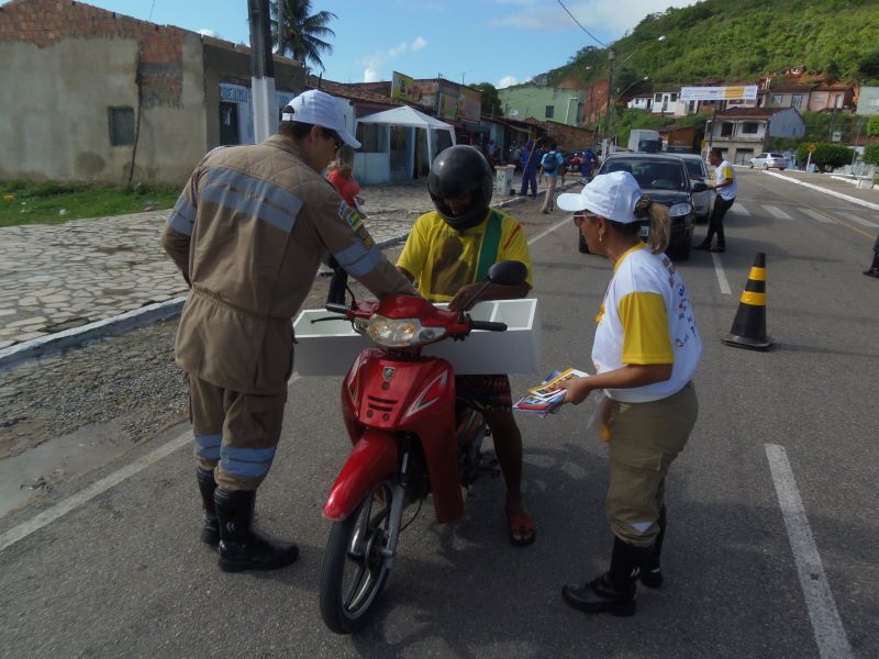 SMTT prepara programação para o Maio Amarelo 2017 - SMTT Aracaju